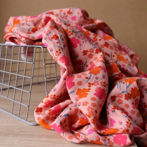 Lekka Wiskoza Peach Bloom