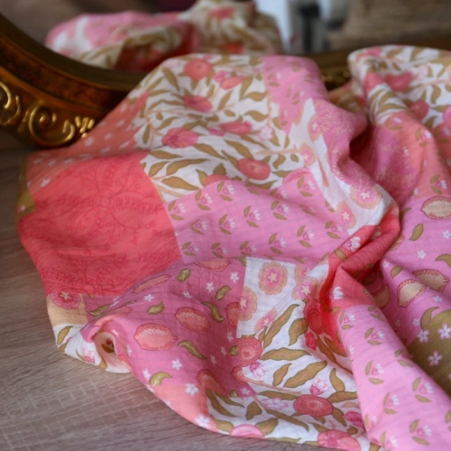 Tkanina Patchwork Anniel Kwiatowo-Owocowa Różowa