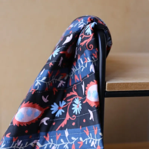 Tkanina Pikowana w Kwiaty Country Girl