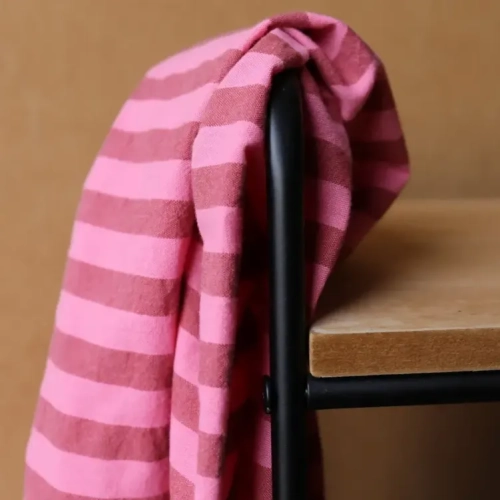 Tkanina Bawełniana Uprana w Paski Wiśnia/Róż