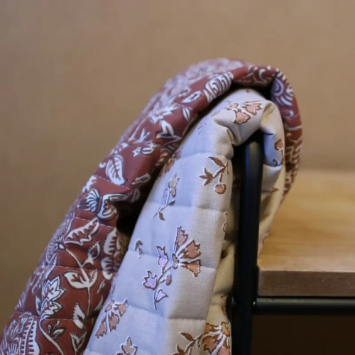 Tkanina Pikowana W Kwiaty Orient