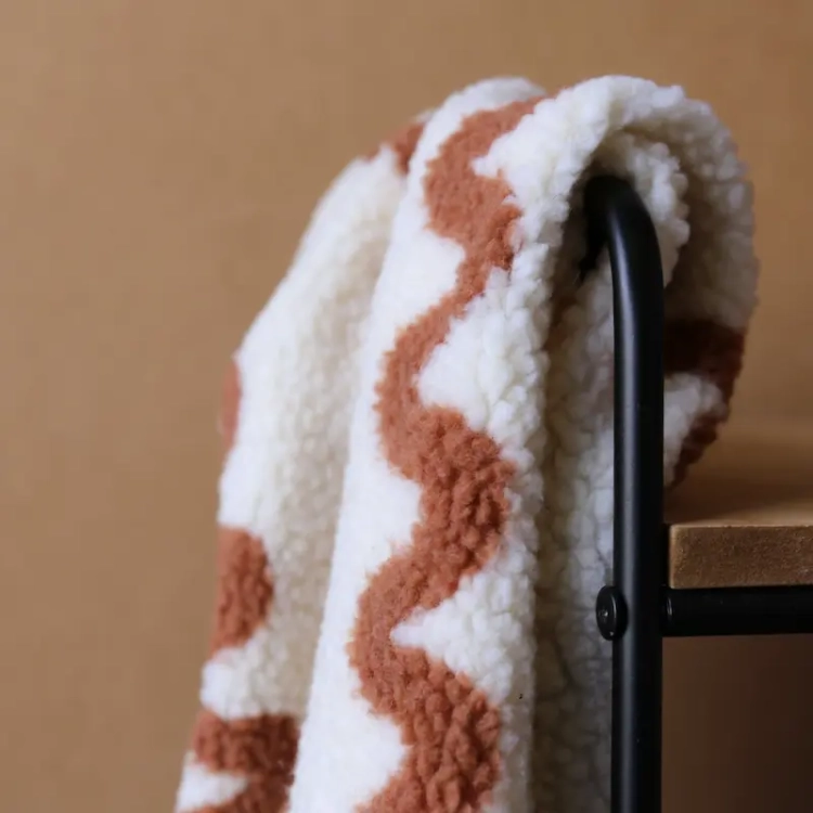 Sztuczne Futerko Waves - Toffi