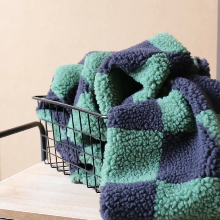 Sztuczne Futerko W Kratkę - Zielony/Czarny