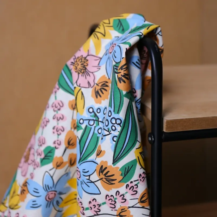 Popelina Bawełniana Kwiecisty Ogród