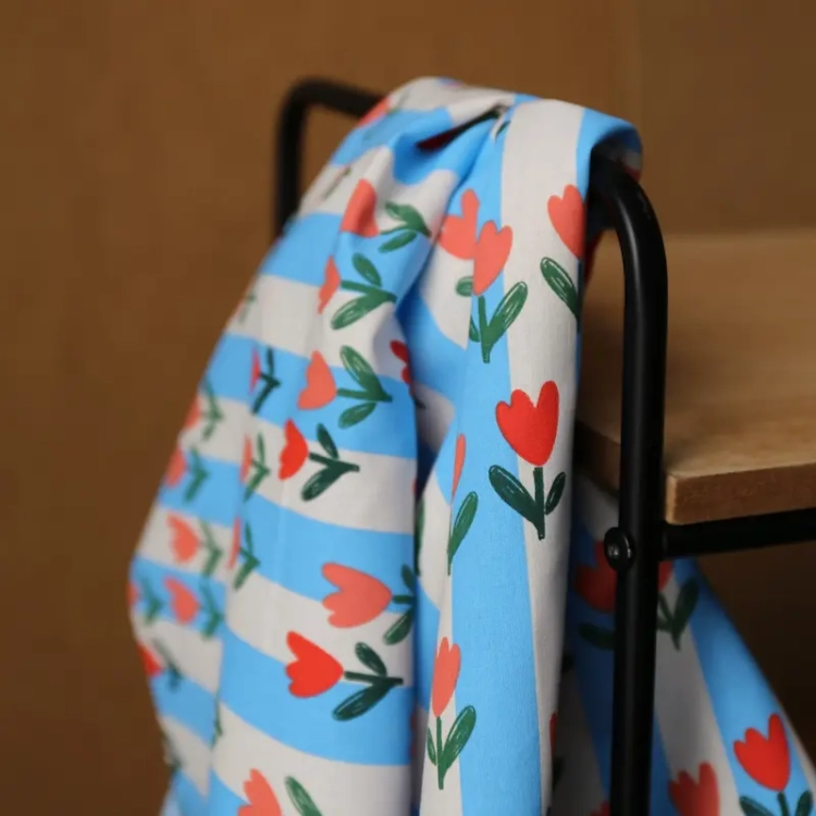 Popelina Bawełniana Tulipany Na Paskach