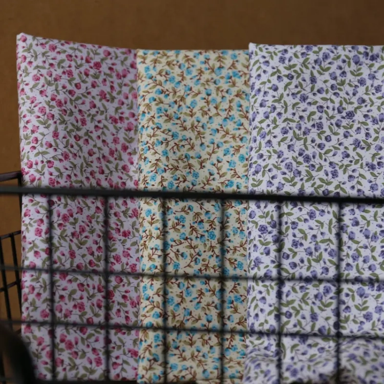 Tkanina Bawełniana Day Flowers - Fiolet