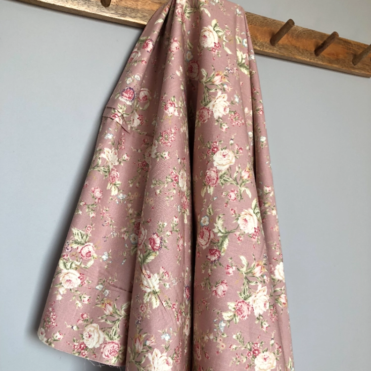 Retro Baby - Wyjątkowa Tkanina Bawełniana Premium w Stylu Vintage w Odcieniu Brudnego Różu