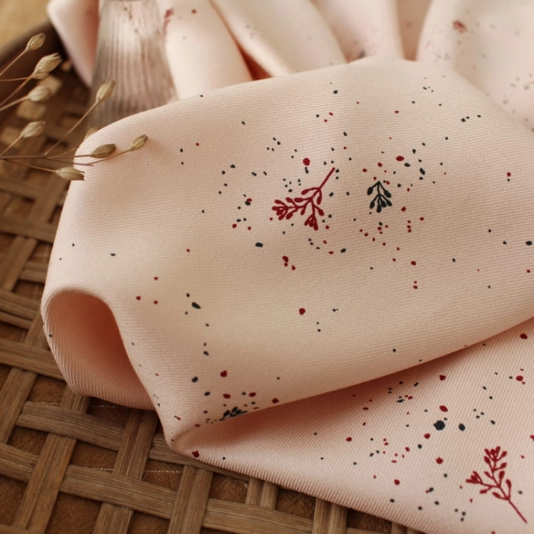 Wiskoza-Atelier-Brunette-Twig-Blush