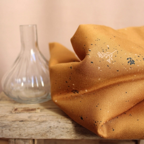 Wiskoza-Atelier-Brunette-Twig-Ochre
