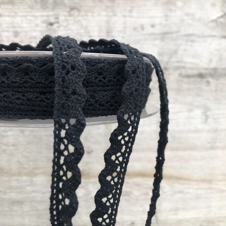 Koronka bawełniana czarna