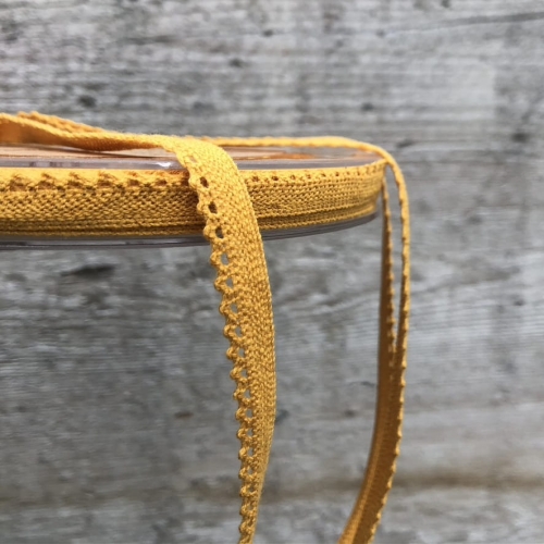 Koronka bawełniana w kolorze ochrowym