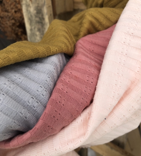 dzianina ażurowa pudrowa