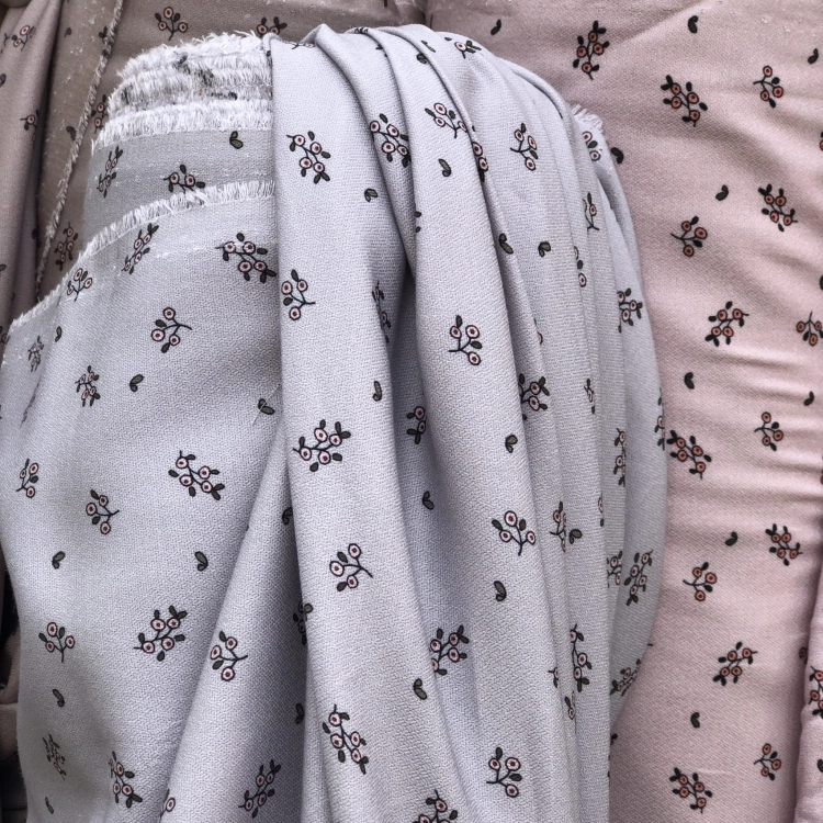 Wiskoza w drobny wzór