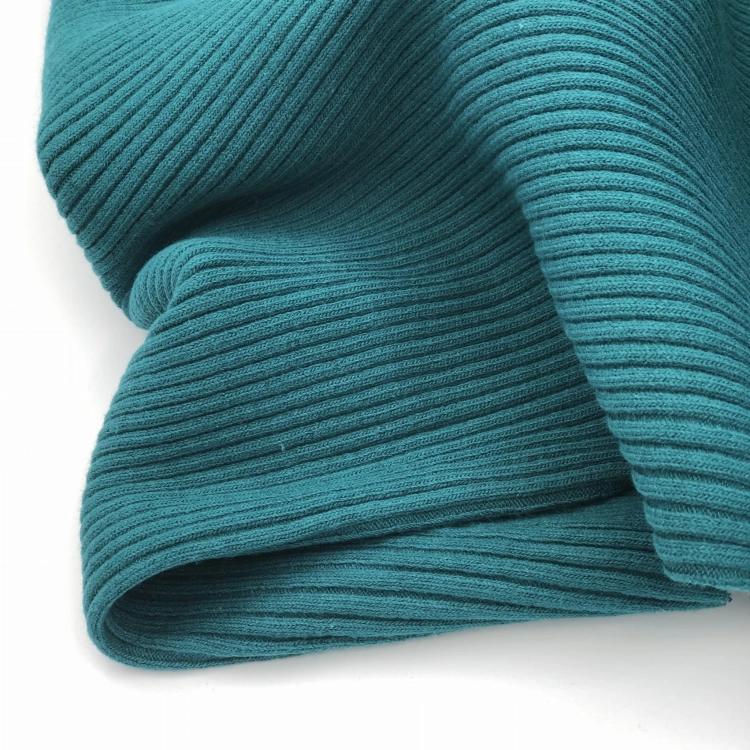 ściągacz turkusowy swetrowy