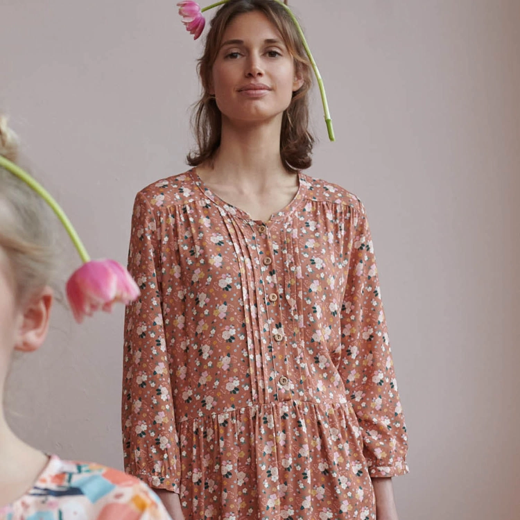 long-sleeve-womans-dress-36-01-5510-katia-g.jpg