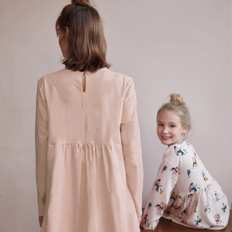 womans-long-sleeve-dress-35-01-5510-katia-g.jpg