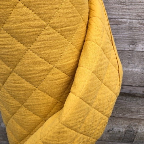 Muślin pikowany ochrą