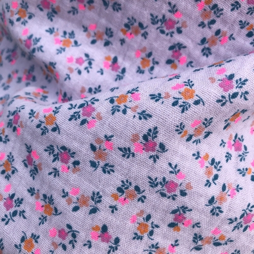 Muślin w kwiatuszki BIO