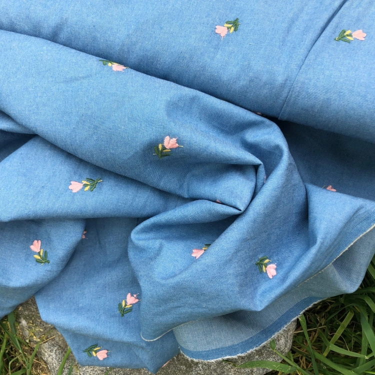 Jeans haftowany