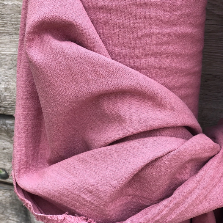 Elegancka bawełna premium Anki w kolorze antycznego różu, gładka, bez wzoru, doskonała dla szycia i projektowania