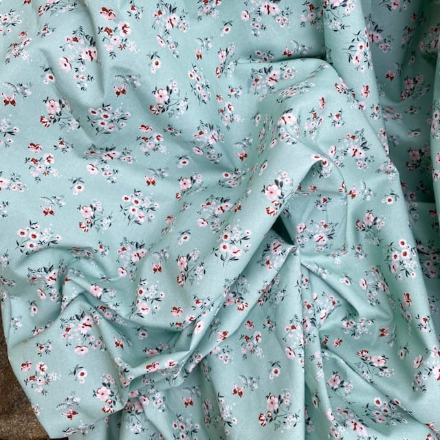 Popelina w kwiaty miętowa