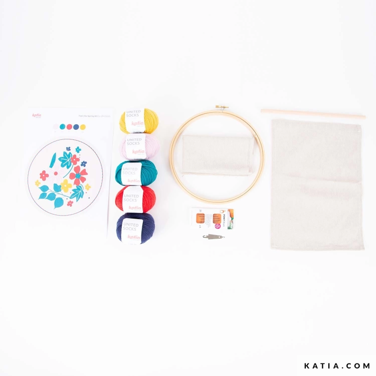 kit-feel-the-spring-embroidery-kit-by-srtalylo-9691-a-s1-05-katia-g.jpg