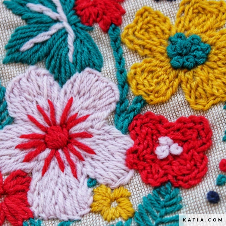 kit-feel-the-spring-embroidery-kit-by-srtalylo-9691-a-s1-03-katia-g.jpg