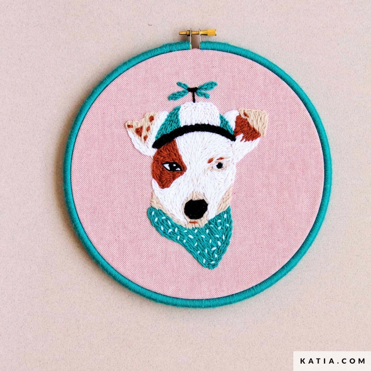kit-you-me-dog-family-embroidery-kit-by-srtalylo-9690-a-s1-katia-g.jpg