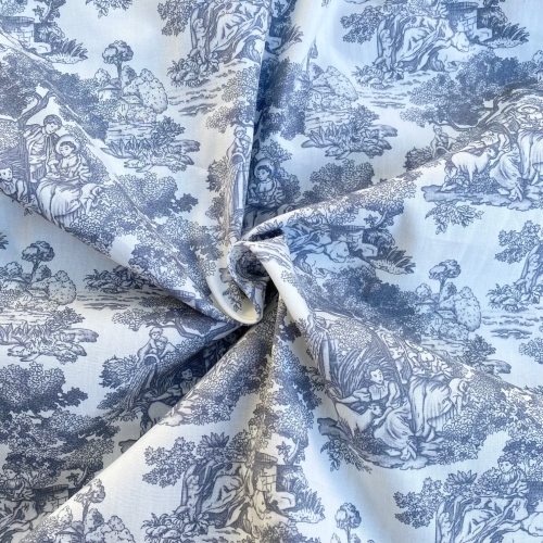 Szara tkanina bawełniana premium Toile de Jouy w klasyczny wzór sielskich scenek rodzajowych na białym tle.