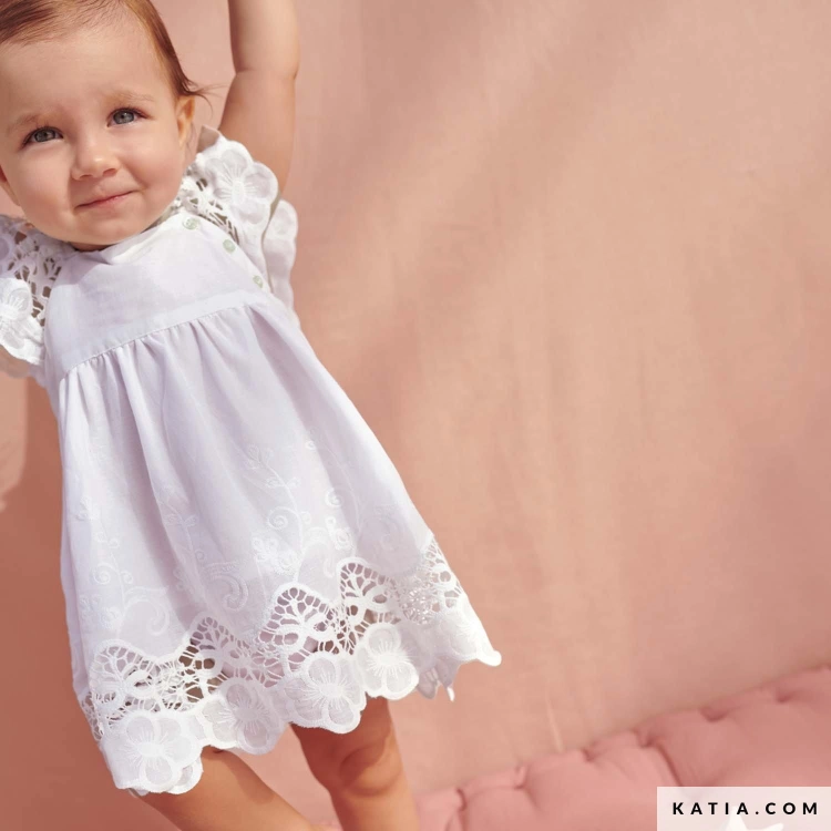 babys-frilled-dress-and-knickers-set-sewing-pattern-3b-01-5519-katia-g.jpg