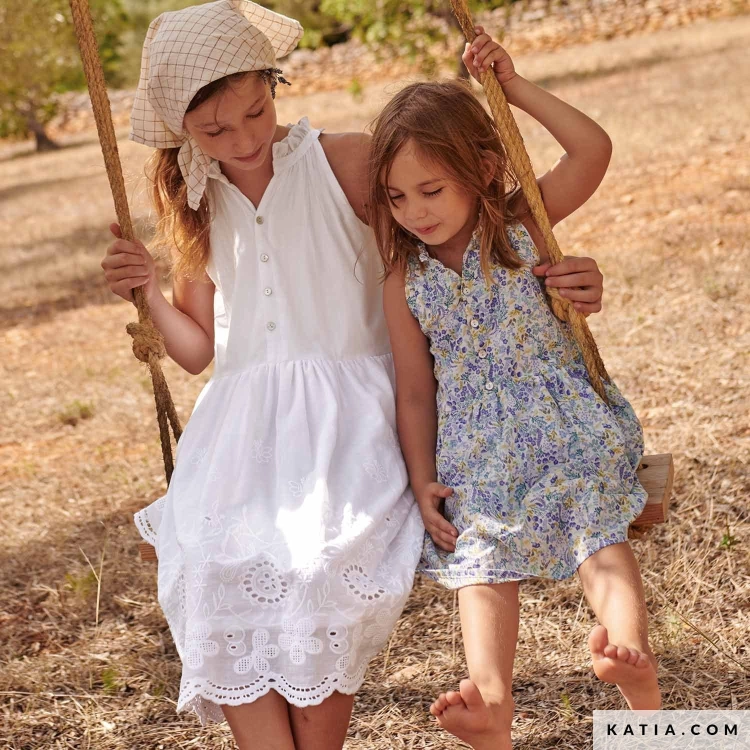 dress-with-gathers-at-neckline-sewing-pattern-15a-01-5519-katia-g.jpg