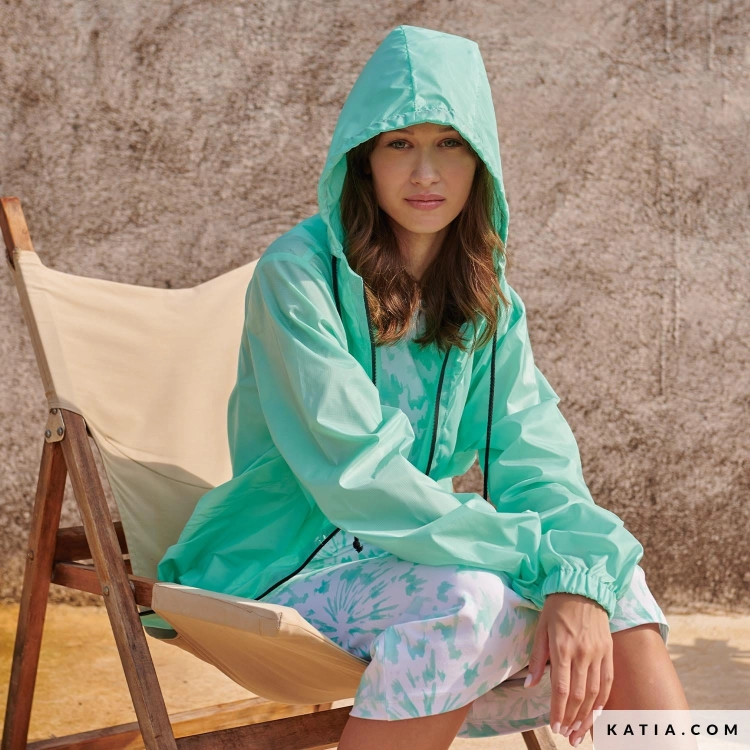 sporty-zip-up-jacket-sewing-pattern-29a-02-5519-katia-g.jpg