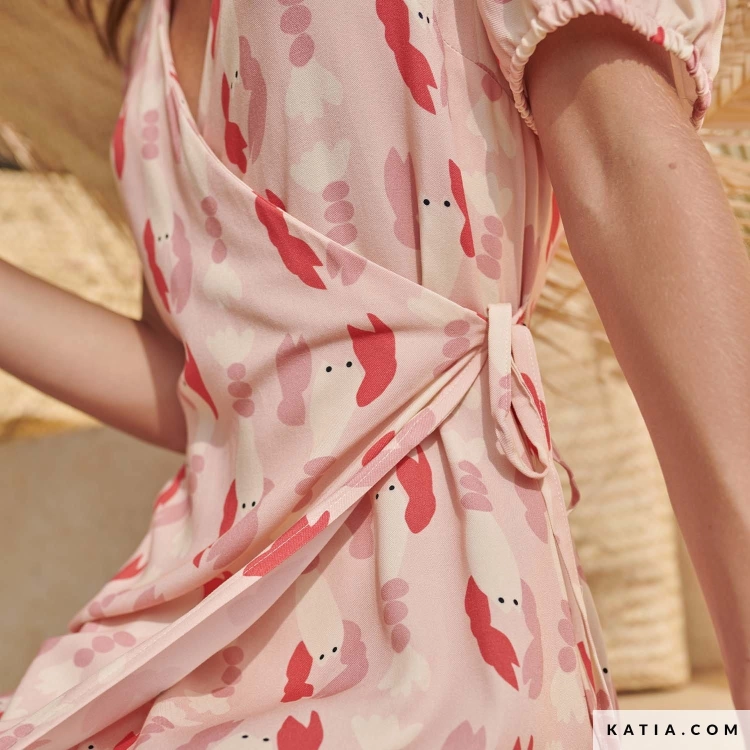 wrap-dress-with-back-neckline-detail-sewing-pattern-28a-03-5519-katia-g.jpg
