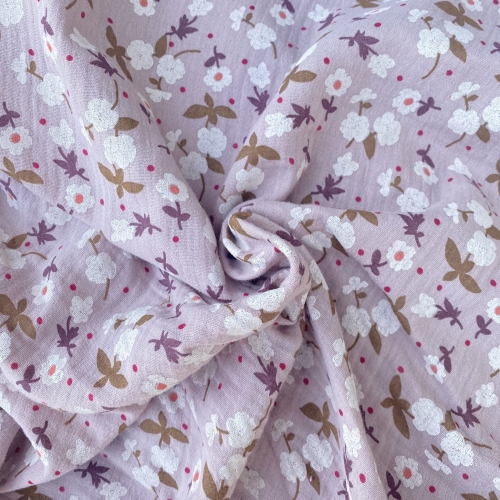 Różowy muślin w kwiaty