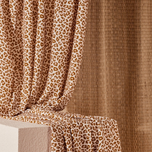 Leony Kelsey Tkanina Ateler Brunette