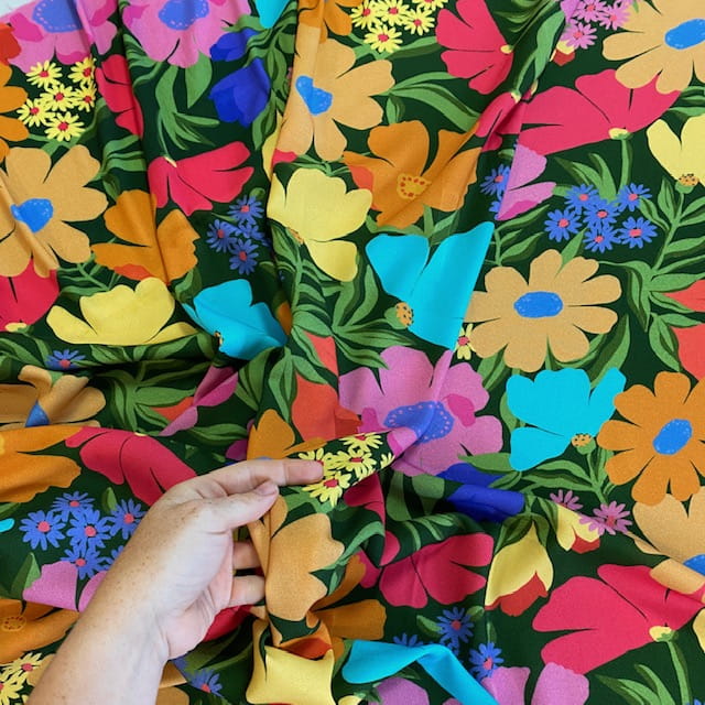 Krępa wiskozowa w duże wzory