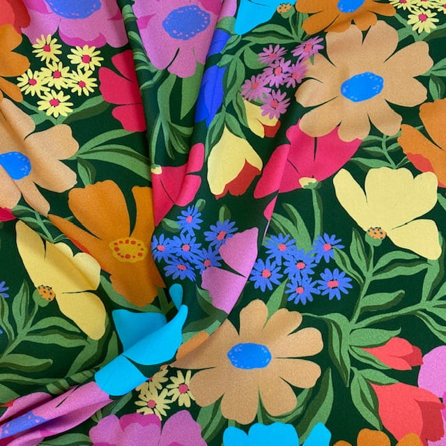 Kwiecista tkanina w kwiaty