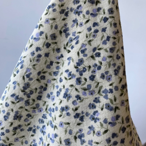 Muślin w drobne kwiatki