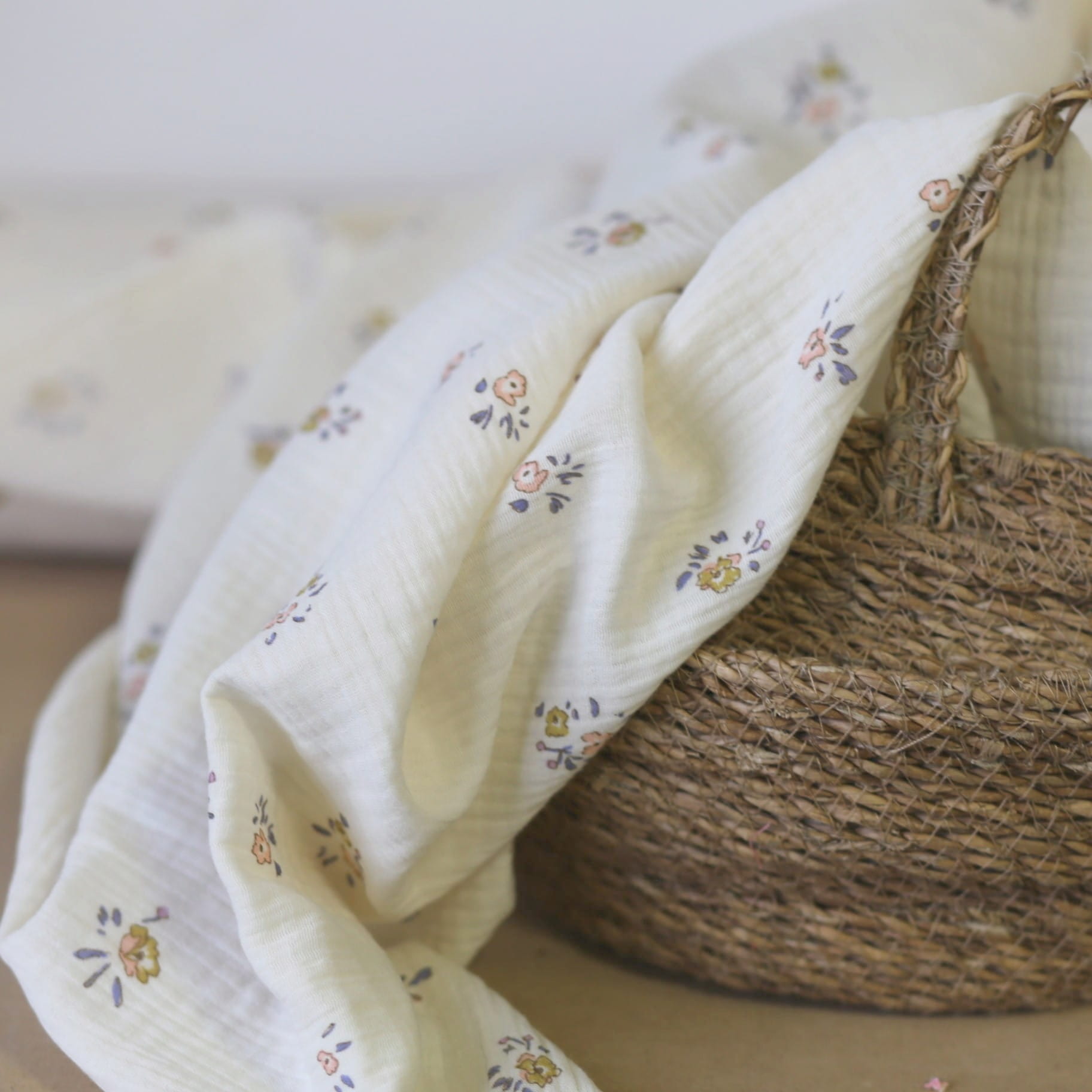 Muślin Drukowany W Kwiaty Happy Flowers